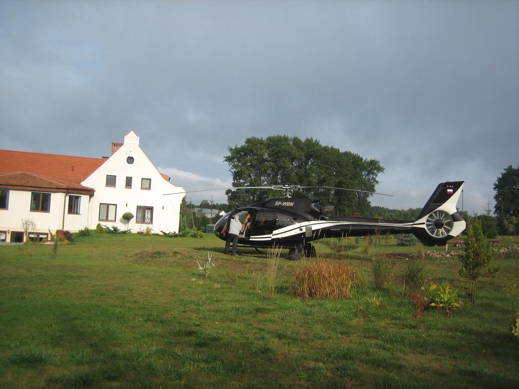 Gosciniec Rycerski Bed and Breakfast Paprotki Exteriör bild
