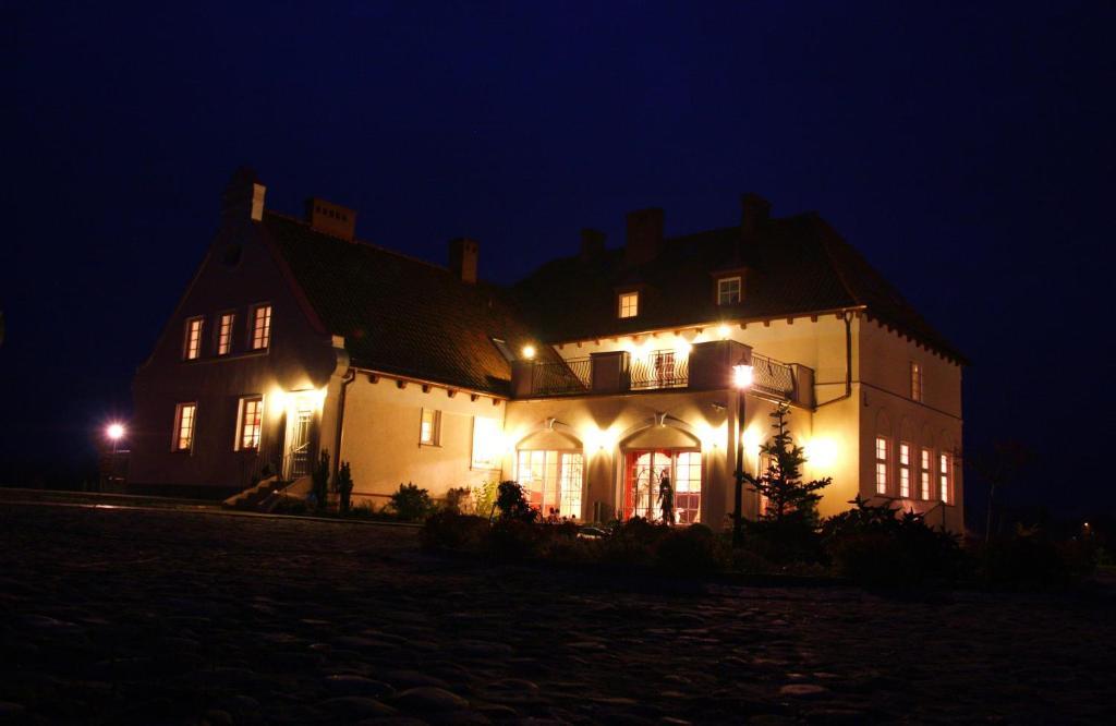 Gosciniec Rycerski Bed and Breakfast Paprotki Exteriör bild